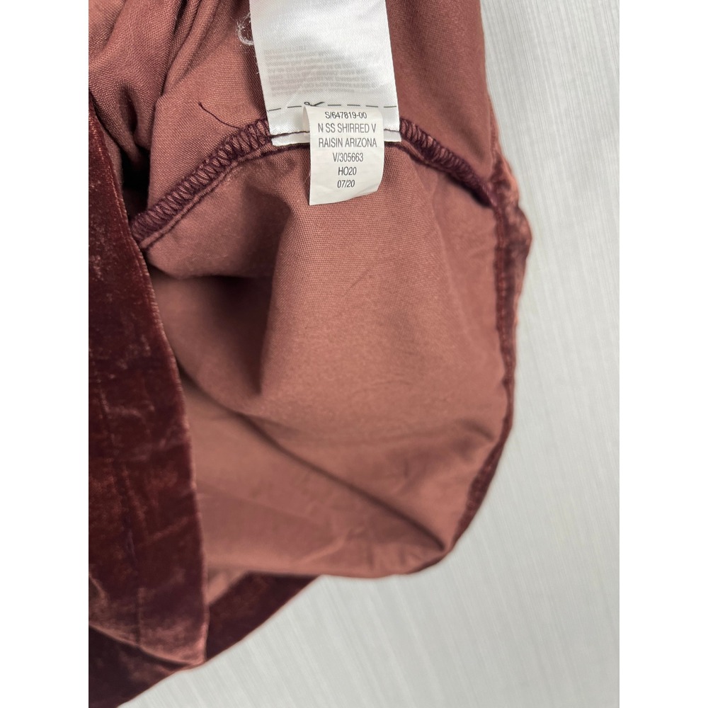 Old Navy Velvet Blouse Womens S Burgundy Shirred Short Sleeve Gothic Chic - Picture 8 of 10